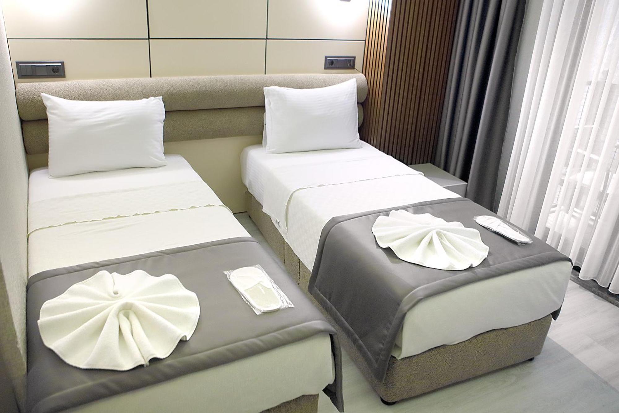 Amara Old & Hotel 3*