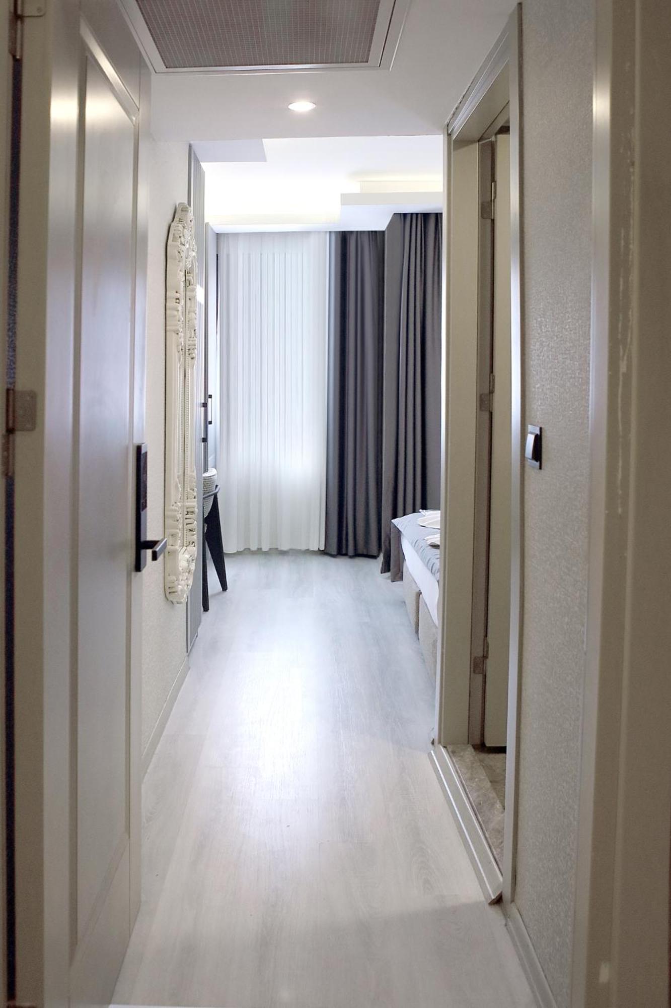 Amara Old & Hotel 3*